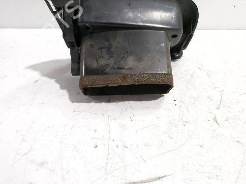 Air vent VW GOLF V (1K1) 2.0 FSI | BP32463363I21