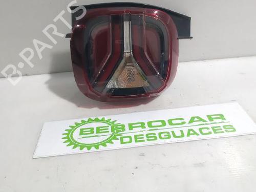 Used Right taillight DACIA DUSTER (HM_) 1.0 TCe 90 (HMM6) (91 hp) 31567838