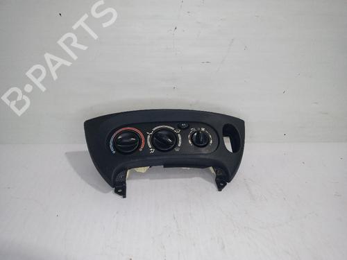 Used Climate control RENAULT MEGANE I (BA0/1_) 1.6 e (BA0F, BA0S) (90 hp) 31556838