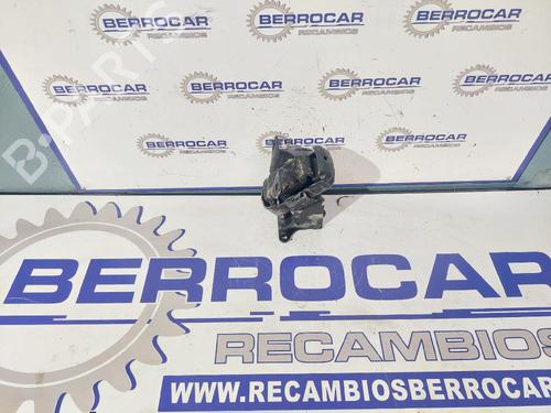 Used Engine mount Engine mount KIA SORENTO I (JC) 2.5 CRDi (170 hp) 31570101 31570101