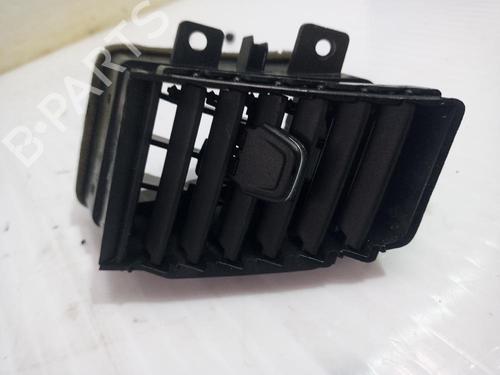 Used Air vent OPEL GRANDLAND / GRANDLAND X (A18, P1UO) 1.5 Turbo D (75) (131 hp) 31560111