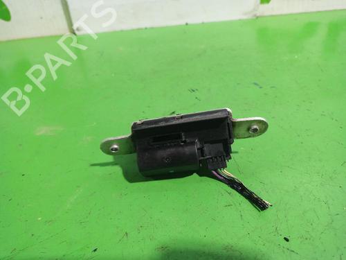 Used Electronic module FIAT 500 C (312_) 1.3 D Multijet (312CXE1A, 312AXE1A) (95 hp) 31551814