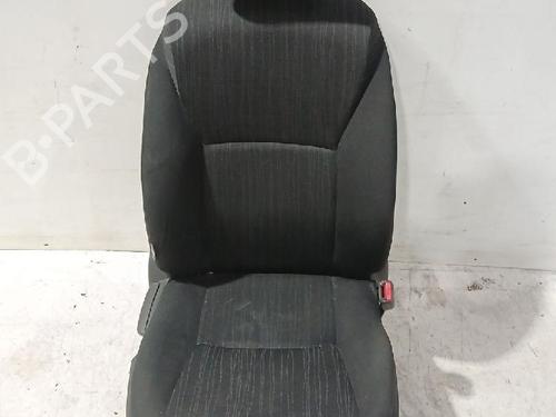Used Right front seat Right front seat TOYOTA AURIS (_E15_) 1.6 (ZRE151_, ZRE151R) (124 hp) 31566760 31566760