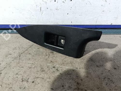 Used Left rear window switch ALFA ROMEO GIULIETTA (940_) 1.6 JTDM (940FXD1A) (105 hp) 31570038