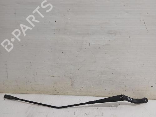 front-windshield-wiper-arm-opel-corsa-d-s07-2006-2007-2008-2009-2010-2011-2012-2013-2014-2015-31563347 main image