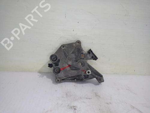 Used Engine mount Engine mount ALFA ROMEO GIULIETTA (940_) 1.6 JTDM (940FXD1A) (105 hp) 31558650 31558650