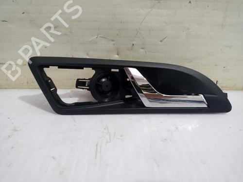 front-right-interior-door-handle-skoda-yeti-5l-2009-2010-2011-2012-2013-2014-2015-2016-2017-31560593 main image