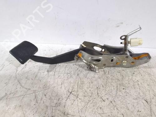 Used Break pedal TOYOTA AURIS (_E15_) 1.6 (ZRE151_, ZRE151R) (124 hp) 31566833
