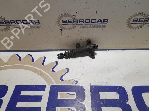 Bomba de embraiagem KIA CARENS II MPV (FJ) [2002-2013]  31673357