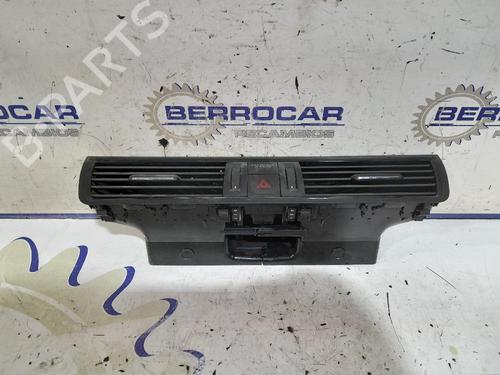 Used Air vent SKODA RAPID Spaceback (NH1) 1.6 TDI (90 hp) 31540241