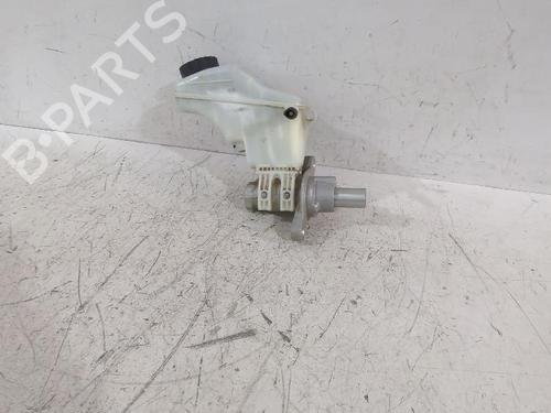 Used Brake master cylinder Brake master cylinder OPEL CORSA E (X15) 1.3 CDTI (08, 68) (75 hp) 33734882 33734882