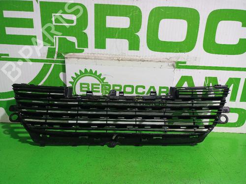 Grille PEUGEOT 2008 I (CU_) | BP31676902C40