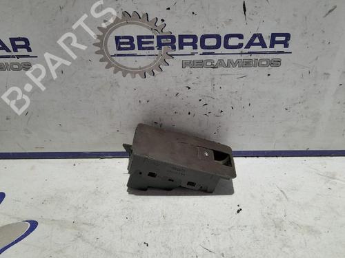 Used Right front window switch OPEL INSIGNIA A (G09) 2.0 CDTI (68) (160 hp) 31570576
