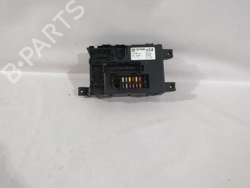 Used Fuse box Fuse box OPEL CORSA D (S07) 1.4 (L08, L68) (90 hp) 33746647 33746647