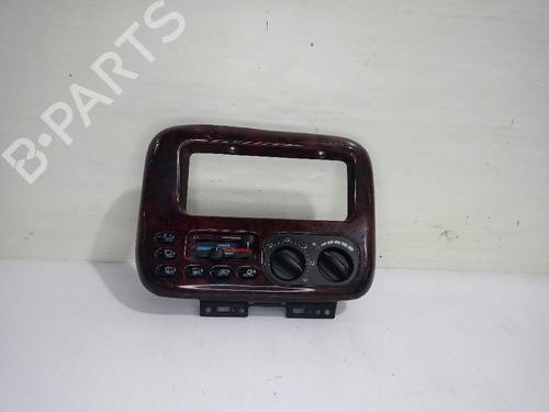 Used Climate control CHRYSLER VOYAGER / GRAND VOYAGER III (GS_, NS_) 2.5 TD (116 hp) 31557735