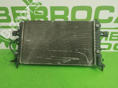 Used Water radiator Water radiator OPEL ASTRA H Saloon (A04) 1.4 (L69) (90 hp) 31545625 31545625