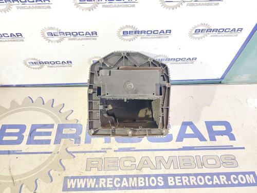 Used Fuse box Fuse box MERCEDES-BENZ A-CLASS (W168) A 140 (168.031, 168.131) (82 hp) 31569627 31569627