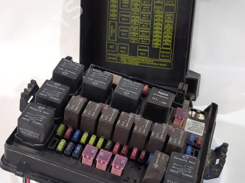 Used Fuse box Fuse box 38868480 38868480
