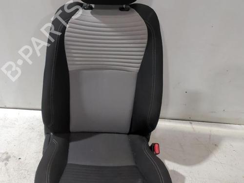 Used Right front seat Right front seat TOYOTA YARIS (_P13_) 1.5 (NSP131_) (112 hp) 31562931 31562931