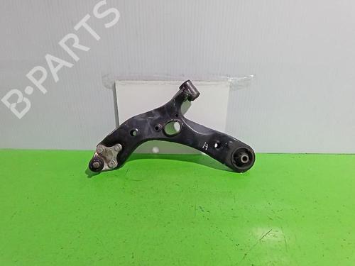 Used Left front suspension arm TOYOTA AURIS (_E18_) 1.8 Hybrid (ZWE186_, ZWE186R) (136 hp) 31554410
