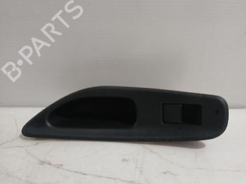 Used Right rear window switch TOYOTA YARIS (_P21_, _PA1_, _PH1_) 1.5 Hybrid (MXPH11) (92 hp) 31567053