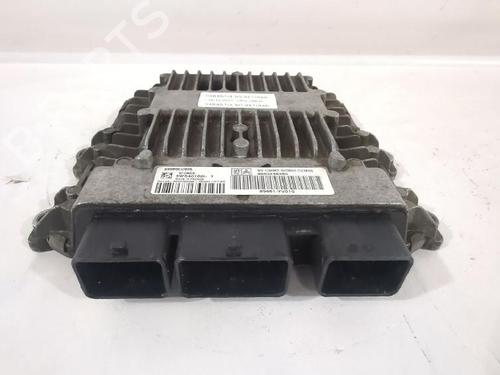 Used Engine control unit (ECU) Engine control unit (ECU) PEUGEOT 107 (PM_, PN_) 1.4 HDi (54 hp) 33746700 33746700