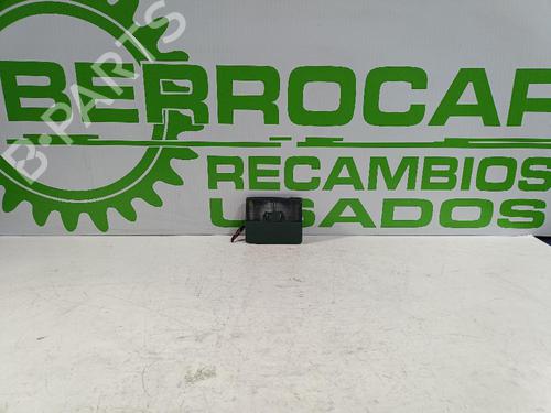 interior-roof-light-audi-a6-c5-4b2-4b4-1997-1998-1999-2000-2001-2002-2003-2004-2005-31542742 main image