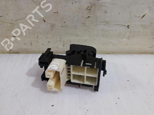 Right front window switch TOYOTA AURIS (_E15_) 1.33 Dual-VVTi (NRE150_, NRE150R) | BP31564218I26 