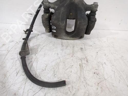 Used Right front brake caliper Right front brake caliper TOYOTA AURIS (_E15_) 1.33 Dual-VVTi (NRE150_, NRE150R) (101 hp) 31564441 31564441