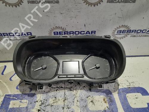 Used Instrument cluster Instrument cluster PEUGEOT EXPERT Van (V_) 1.6 BlueHDi 115 (115 hp) 31570747 31570747