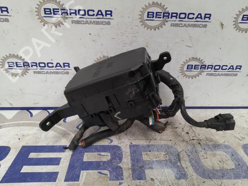 Used Fuse box Fuse box HYUNDAI GETZ (TB) 1.1 (63 hp) 31570498 31570498