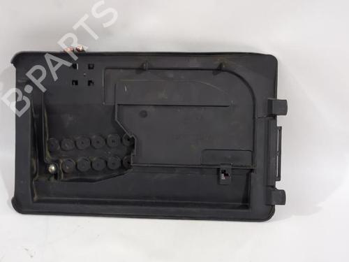 Used Fuse box Fuse box VW POLO IV (9N_, 9A_) 1.9 SDI (64 hp) 33746862 33746862