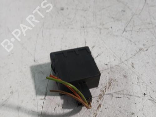 Headlight switch CITROËN C4 I (LC_) 1.6 HDi | BP32465569I24