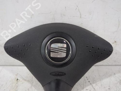 Used Driver airbag Driver airbag SEAT AROSA (6H1) 1.4 TDI (75 hp) 33746072 33746072