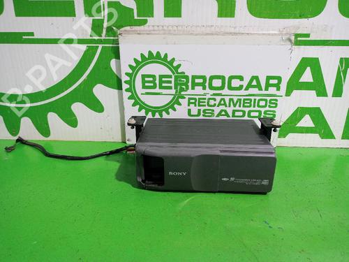 radio-land-rover-freelander-i-soft-top-l314-1998-1999-2000-2001-2002-2003-2004-2005-2006-31552648 main image