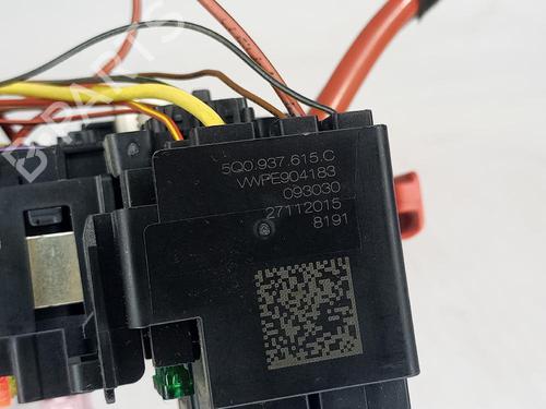 Fuse box VW TOURAN (5T1) 1.6 TDI | BP31555755E1 - Image 5