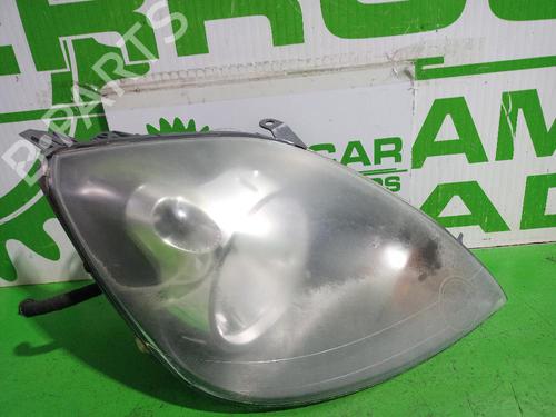 Right headlight FORD FIESTA V (JH_, JD_) 1.4 TDCi | BP31552938C29 