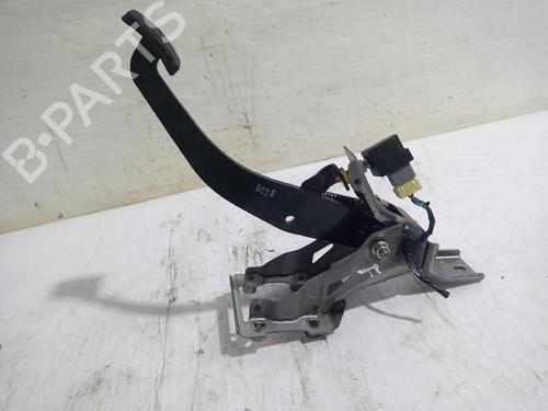 Used Break pedal HYUNDAI ix35 (LM, EL, ELH) 2.0 CRDi 4WD (136 hp) 31562626