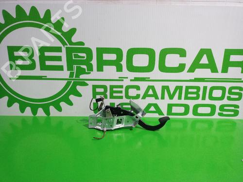 Used Break pedal Break pedal OPEL ZAFIRA / ZAFIRA FAMILY B (A05) 1.9 CDTI (M75) (100 hp) 31543040 31543040