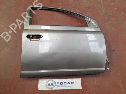 Used Right front door Right front door TOYOTA YARIS (_P1_) 1.0 (SCP10_, SCP10R) (65 hp) 31570567 31570567