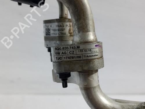AC pipe VW TOURAN (5T1) 1.6 TDI | BP31555684M126 