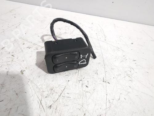 left-front-window-switch-opel-zafira-a-mpv-t98-1999-2000-2001-2002-2003-2004-2005-2006-32463674 main image