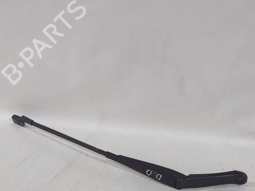 Used Front windshield wiper arm Front windshield wiper arm 39612756 39612756