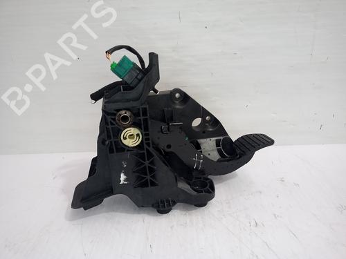 Used Break pedal Break pedal 38862691 38862691