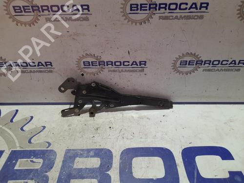 Used Hand brake Hand brake MERCEDES-BENZ A-CLASS (W168) A 140 (168.031, 168.131) (82 hp) 31538845 31538845