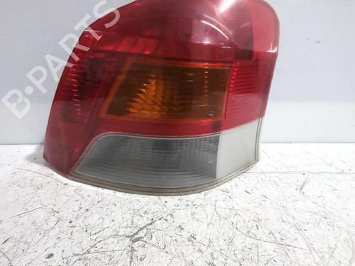 Used Right taillight Right taillight TOYOTA YARIS (_P9_) 1.33 VVT-i (NSP90_, NSP90R) (100 hp) 32466143 32466143