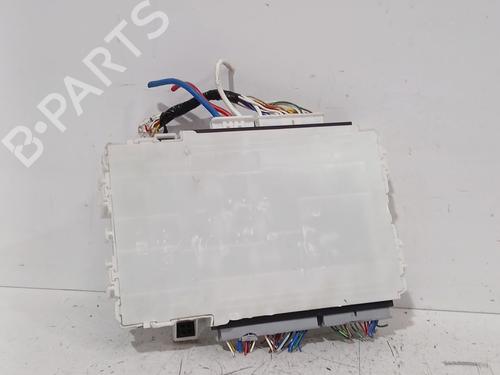 Used Fuse box Fuse box 38866802 38866802