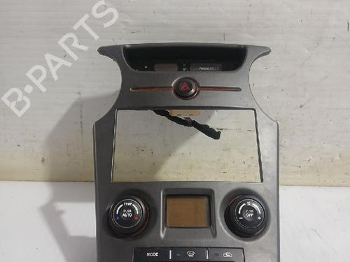 Used Climate control KIA CARENS III MPV (UN) 2.0 CRDi 140 (140 hp) 31564069
