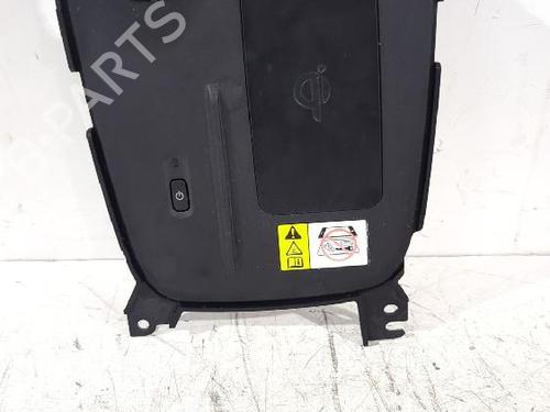 Used Electronic module Electronic module TOYOTA YARIS (_P21_, _PA1_, _PH1_) 1.5 Hybrid (MXPH11) (92 hp) 32461817 32461817