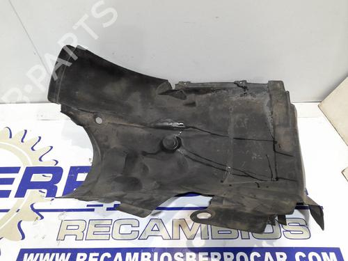 Used Wheel arch RENAULT MEGANE I (BA0/1_) [1995-2004]  31673411